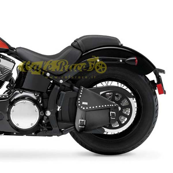 borsa laterale borchiata in pelle nera per telaio Harley Davidson SOFTAIL 3lt