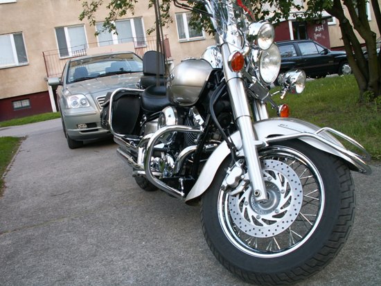 Yamaha Drag Star 1100 с коляской
